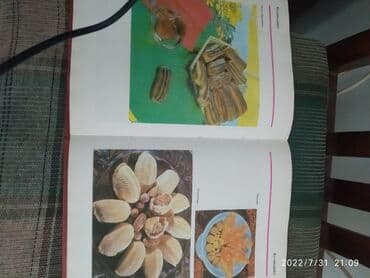 Velosiped aksesuarları: Kitablar satılır.Sovet dövründən qalma.Hər biri 10 azn ə — 2