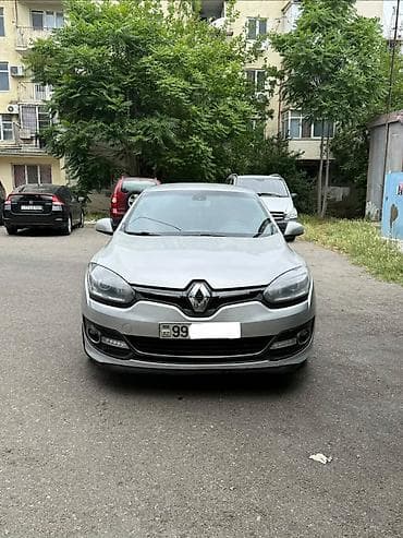 Renault Megane: 1.5 л | 2012 г. 31000 км Хэтчбэк at lalafo.az Renault Megane: 1.5 л | 2012 г. 31000 км Хэтчбэк