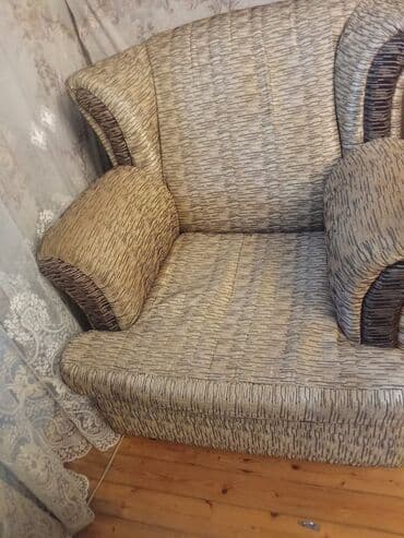 Divan, İşlənmiş, Açılan, Parça, Çatdırılma yoxdur