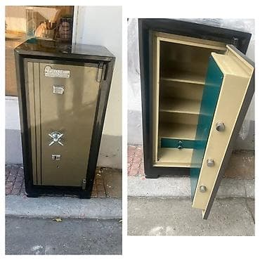 Seyf satılır 600 azn.Ölçü:150×48 sm.Ünvan:Bakı,8 mkr/svnc E