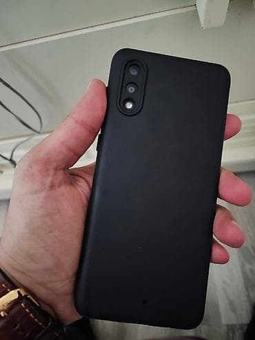 lenovo tab m8: Smartfon – 6.5" damla-notchu ekranlı Android telefon Xüsusiyyətlər: - — 3