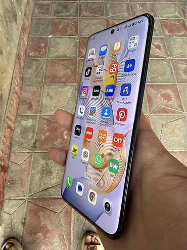 90 pil: Honor 90, 256 GB, rəng - Qara, Zəmanət, Barmaq izi, Simsiz şarj — 9