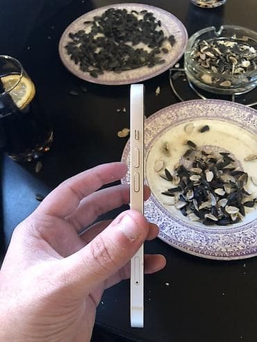 iphone nauşnik: IPhone 13, Ağ, Face ID — 9