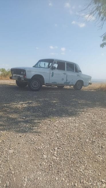 masin satis saytlari: VAZ 2106, ağ rəng, klassik sedan. Xüsusiyyətlər: - Kuzov: 4 qapılı — 3