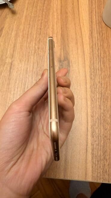 ıphone 8 ekran: IPhone 8, Qızılı, Barmaq izi — 5