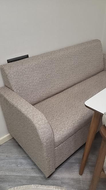 cay evi ucun dican stolar isdenmis: Düz, sadə divan, Taxta — 1