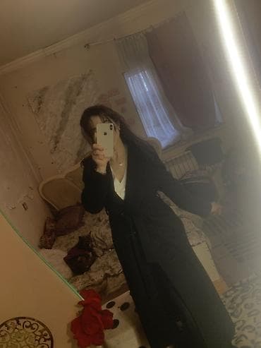 Baş geyimləri: Qadınlar üçün uzun qara plaş/palto - Rəng: qara - Model: kəmərli — 2