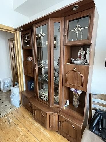 bulud qab: Mebel dəsti – qonaq otağı üçün vitrin-sep və paltar şkafı - Material — 3