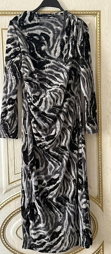 qara brilyant: Qadın geyimi – zebr naxışlı uzun don - Parça: Yumşaq, payız-qış — 1