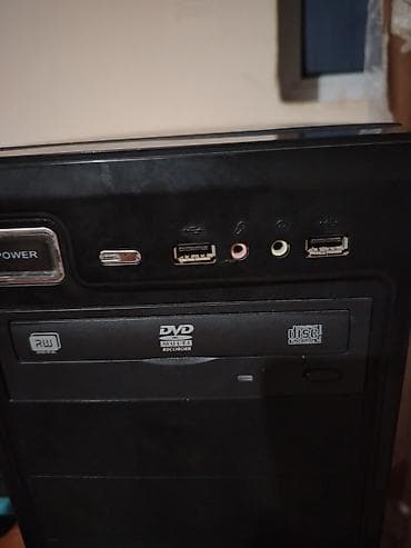 Masaüstü kompüter. Xeone3 1220 gtx750ti 2 gb 8 gb ram 750 gb hdd