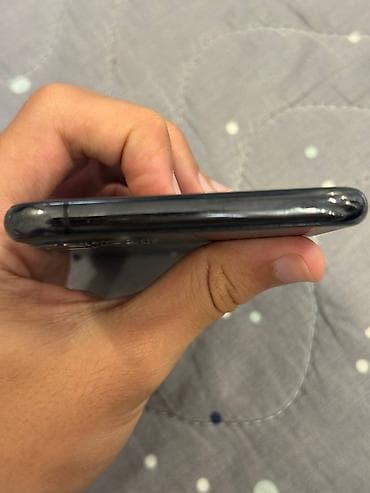 apple earpods: IPhone 11 Pro Max, Space Gray — 4