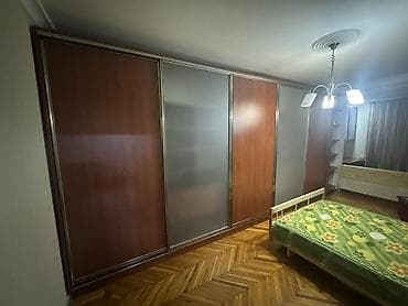 kitab refleri satilir: 4 qapılı, Qəhvəyi, Digər material, Kupe, Düz dolab — 3