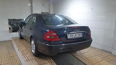 aftamabillər: Mercedes-Benz E‑Class (W211) – Elegance paketi, sedan, tünd göy rəng — 9