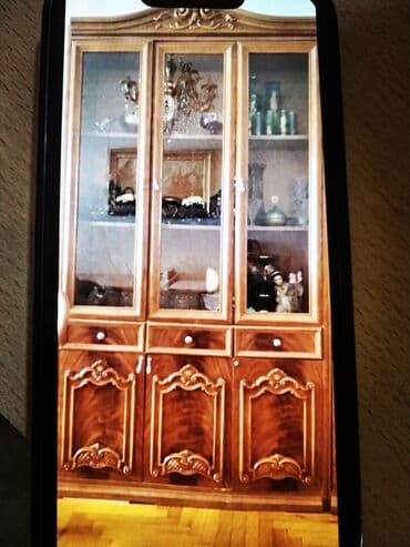 taxta dolab: İşlənmiş, Açılan, 3 qapılı Düz dolab, Bufet — 3