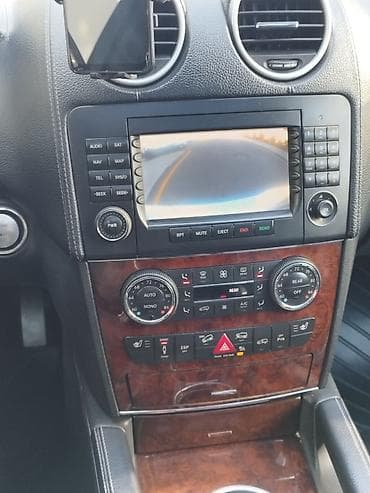 mersedes disk teker: Mercedes-Benz GL 550 4MATIC SUV - Ban növü: tam ölçülü 7 yerlik SUV - — 8