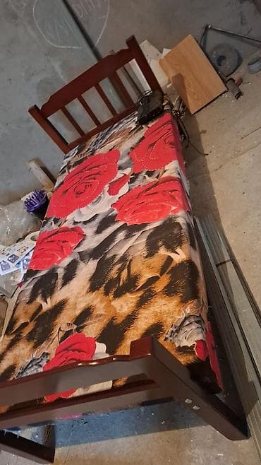 Təknəfərlik çarpayı, Bazasız, Matras ilə, Siyirməsiz