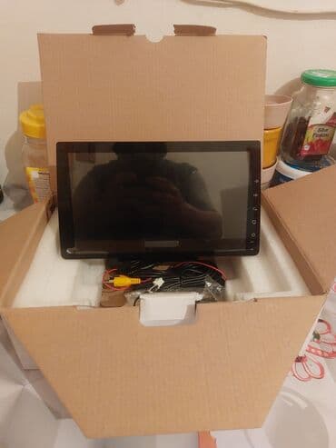 android monitor satilir: Monitor, İşlənmiş, Başlıq arxası, Bluetooth, Ünvandan götürmə — 5