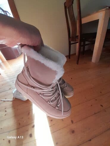 qadın üçün qış zamşa botfortları: Ölçü: 39, rəng - Bej, İşlənmiş — 2