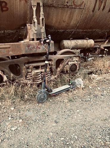 ninebot e2 pro: Salam Skuter satılır qatlanır rahat maşına qoymağa olur tam zaryatqa — 2