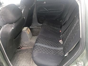 passat diski: Volkswagen Passat sedan - Kuzov: sedan, yaşıl-metallik rəng mator — 6