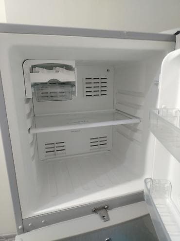 Asia: Б/у 2 двери Javel Холодильник Продажа, цвет - Серебристый — 3