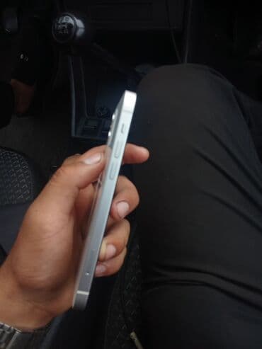 notbuk islenmis: IPhone 12, 128 GB, Ağ, Barmaq izi, Face ID — 3