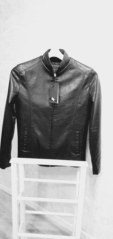 демисезонные кожаные мужские куртки: Vetrovka təzədir, dəri deyil. Ancaq super oturuşu var. İstifadə — 1