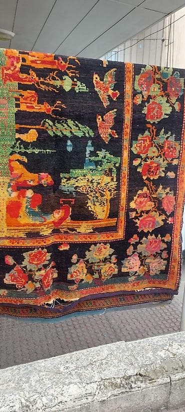 qedim: Məhsul: Əl toxuması xalça və kilim dəsti Təsvir: - Xalça: Tünd (qara) — 1