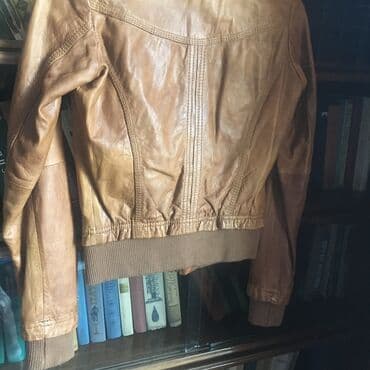 женские бомберы: Dəri kurtka, Bershka, XL — 8