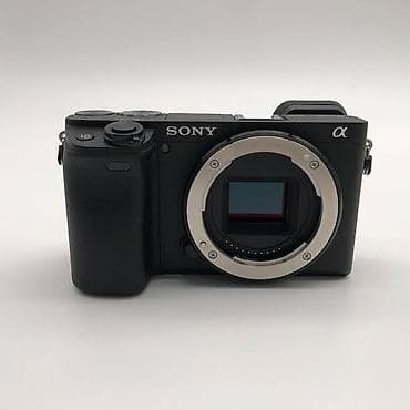 Sony Alpha seriyalı güzgüsüz fotoaparat (E-mount, obyektivsiz “body”)