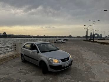 машина под выкуп бишкек: Model: Kia Rio hatchback Kuzov: 5 qapılı, gümüşü rəng Yanacaq: Benzin — 9