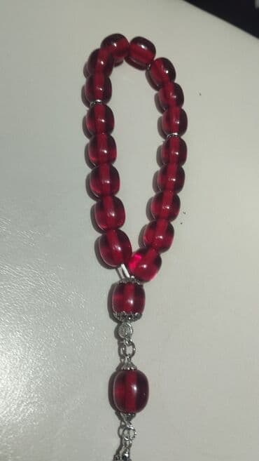 Qırmızı Kəhrəba sixma satılır 25 manata - Material: parlaq, şəffaf