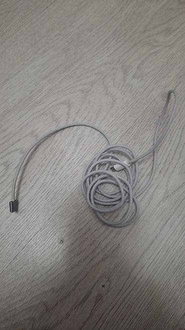 Monitorlar: İşlənmiş Apple MacBook, 13.5 ", Apple M3 Pro, 256 GB — 2