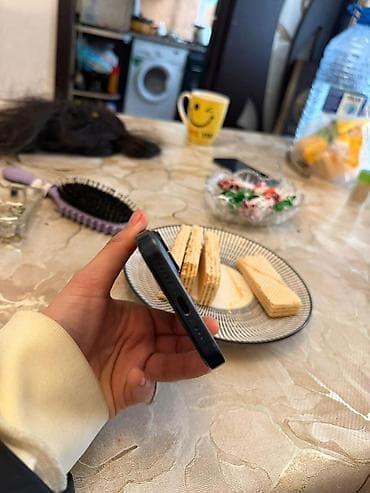 apple komputer: IPhone 15 Pro, 256 GB, Göy, Face ID — 6