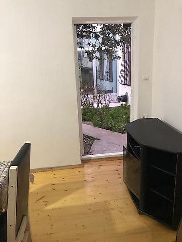 baki heyet evleri: 30 kv. m, 2 otaqlı, Qaz, İşıq, Su — 9