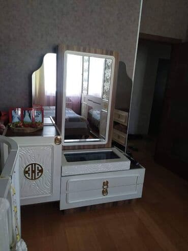 bine savxozda ev: Sumqayitda das bazarin yaxınlığında 6-ci mikrarayonda 13 mertebeli — 9