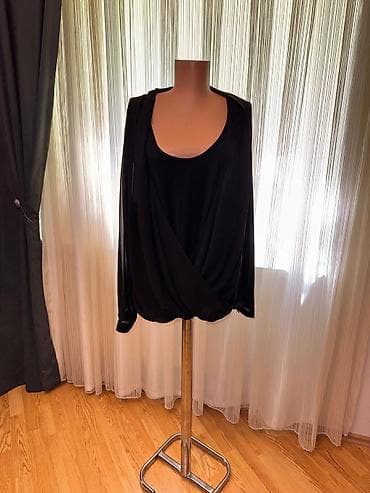 Qara qadın bluzası.Zizzi firmasi.Rszmer M,amma L ve XL-da geder -
