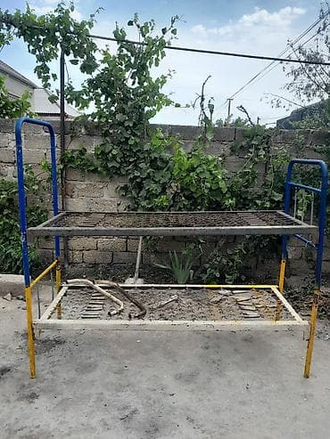boru: Oğlan və qız üçün, İşlənmiş, Çarpayı, Matrassız, Siyirməsiz, Dəmir — 1