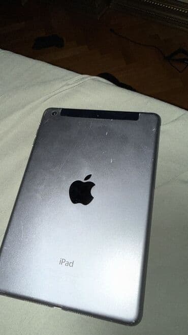 ipad lalafo: Apple iPad planşet 26,4 gb — 1