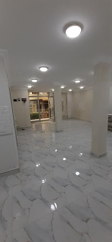 Yeni Yasamalda albalı uşaq baxçası ilə üzbəüz binada. Bütün — 10
