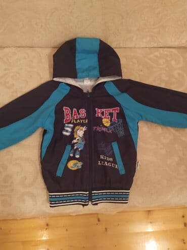 məktəb çantaları oğlan üçün: Oğlan uşağı üçün vetrofka satılır. heçbir problemi yoxdur — 1