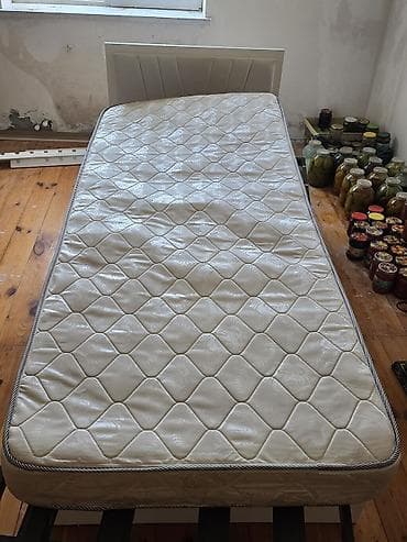 sadə matras: İşlənmiş, Təknəfərlik çarpayı, Bazalı, Matras ilə, Siyirməsiz — 1