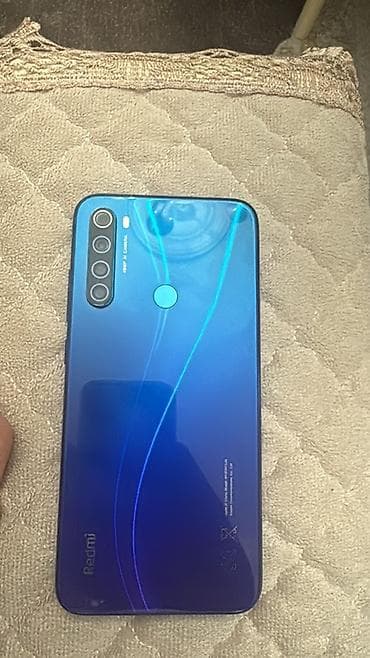 Redmi note 8 Usdada olmayb təzəliyindən özümdədi 64 yaddaş bez