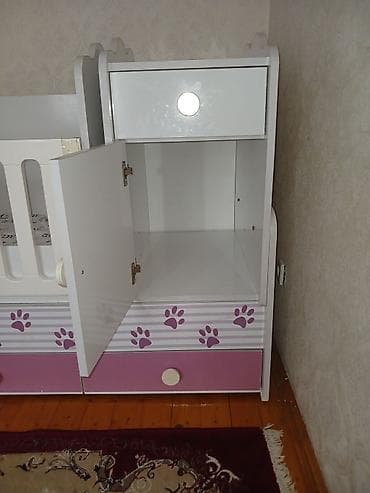 Uşaq beşiyi və komodlu modul dəst - Rəng: ağ və çəhrayı, üzərində — 2