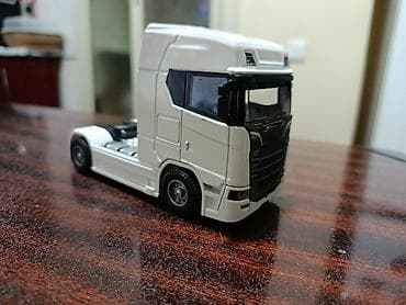 maket: Metal model yük maşını (traktor başlığı) – kolleksiya və oyuncaqlar — 2