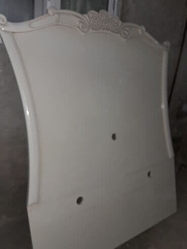 dəmir lis: Ağ rəngli tv stend başlığı list kimi satılır qalan hissə budur altı — 2