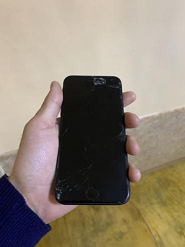 rəsmi 9 s: IPhone 8, Qara, Qırıq — 2