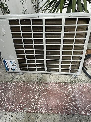 LG kondinsoneri. 100 kv sahəni sərinlədir və isidir. Özü avtomatik