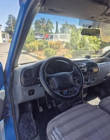 maşın aka: Ford Transit: 2.5 l | 1997 il 624000 km Van body type — 4