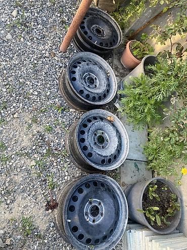 bmw ucun disklər satıram: Dəmir disk dəsti – 4 ədəd - Material: polad (dəmir) disk - Sayı: 4 — 1